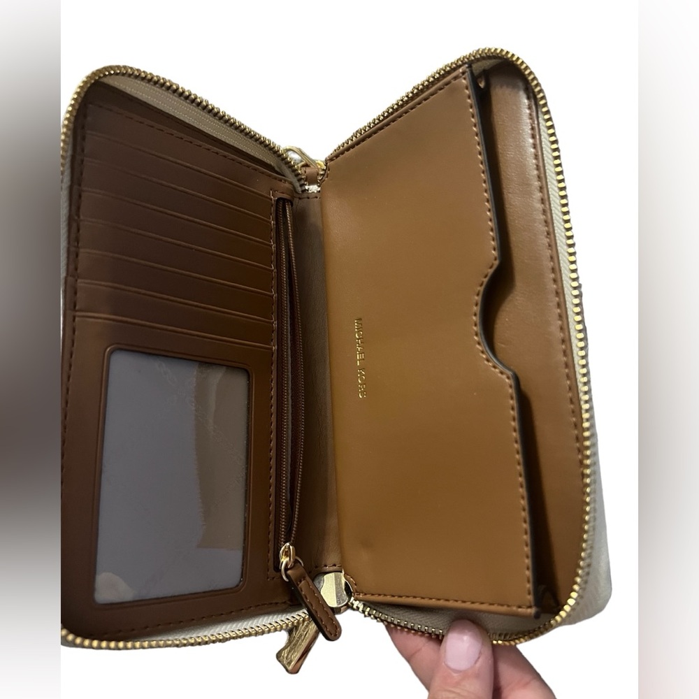 Michael Kors multifunction travel wallet